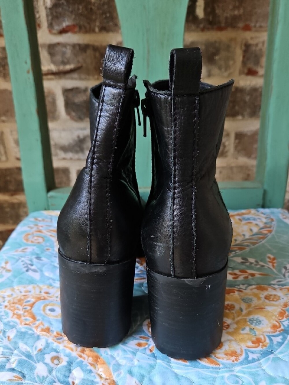 Lucky Brand Lk Worrin Black Leather Heeled Lugged Ankle Booties - Picture 5 of 7